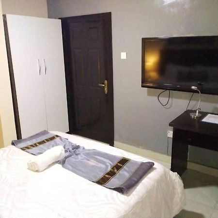 Primal Aparthotel Ikoyi Lagos Extérieur photo