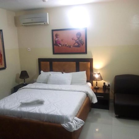 Primal Aparthotel Ikoyi Lagos Extérieur photo