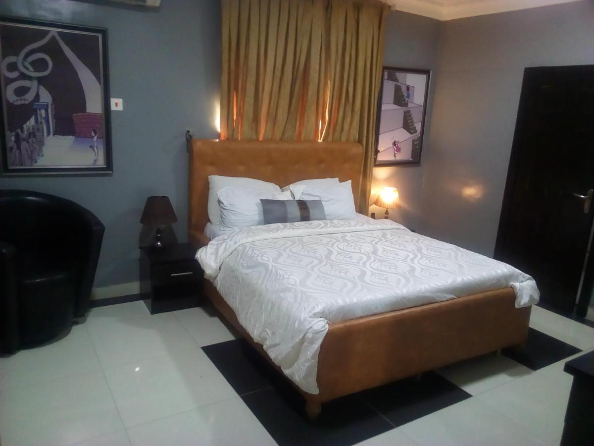Primal Aparthotel Ikoyi Lagos Extérieur photo