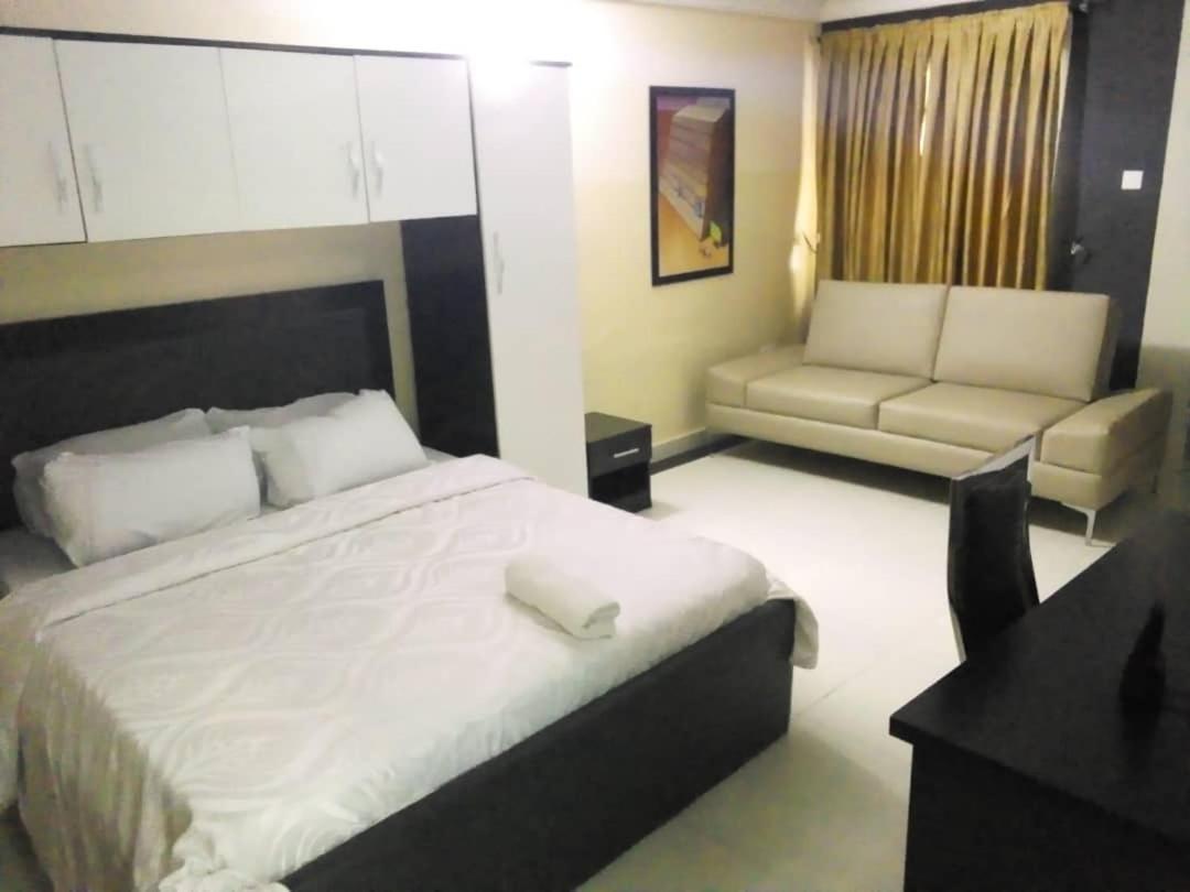 Primal Aparthotel Ikoyi Lagos Extérieur photo