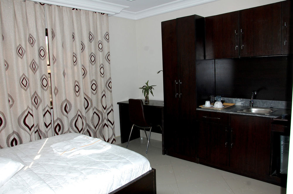 Primal Aparthotel Ikoyi Lagos Extérieur photo